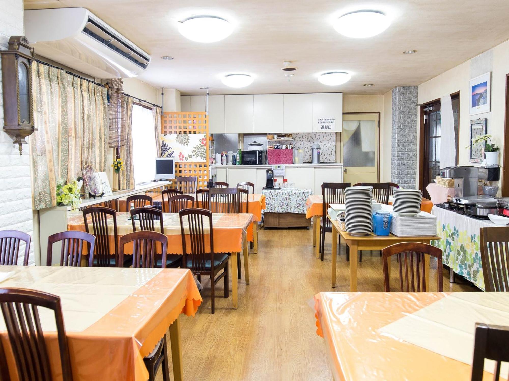 Tabist Business Hotel Takizawa Takasaki Station Nishiguchi Екстер'єр фото