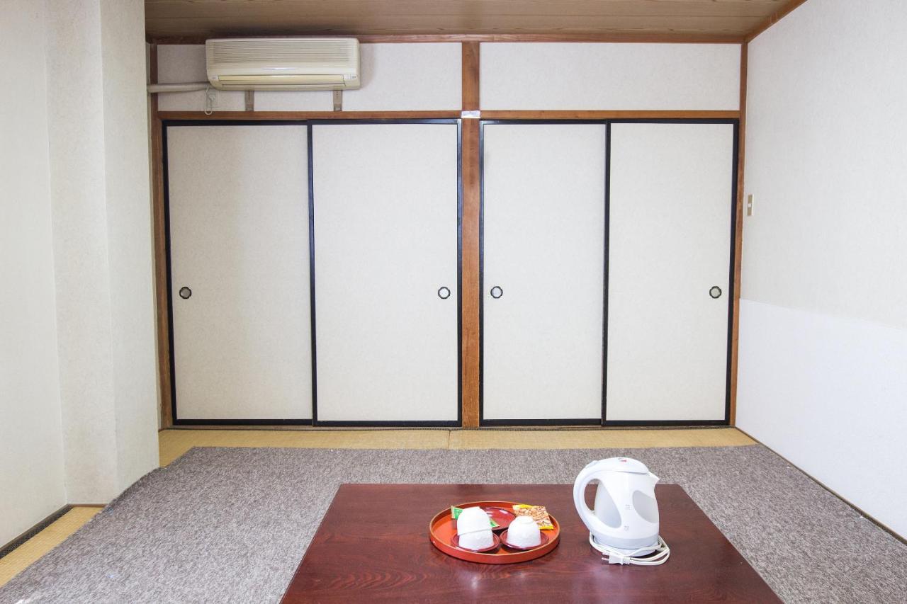 Tabist Business Hotel Takizawa Takasaki Station Nishiguchi Екстер'єр фото
