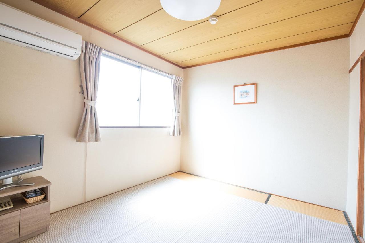 Tabist Business Hotel Takizawa Takasaki Station Nishiguchi Екстер'єр фото